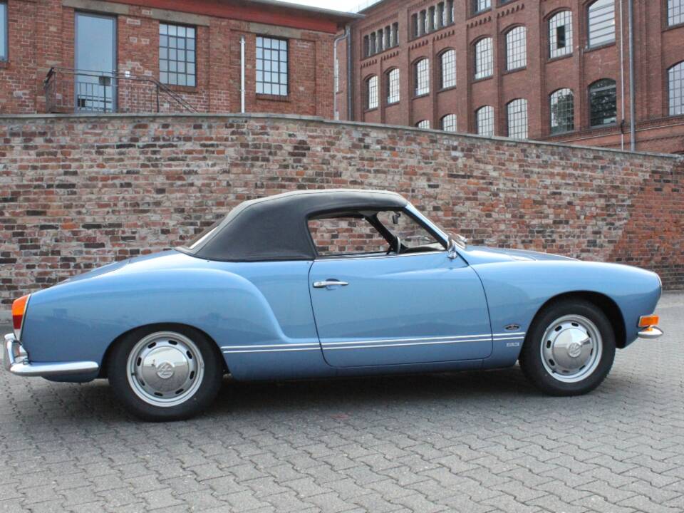 Imagen 5/27 de Volkswagen Karmann Ghia 1600 (1971)