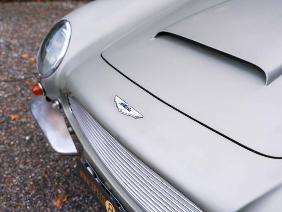 Bild 4/19 von Aston Martin DB 6 (1968)
