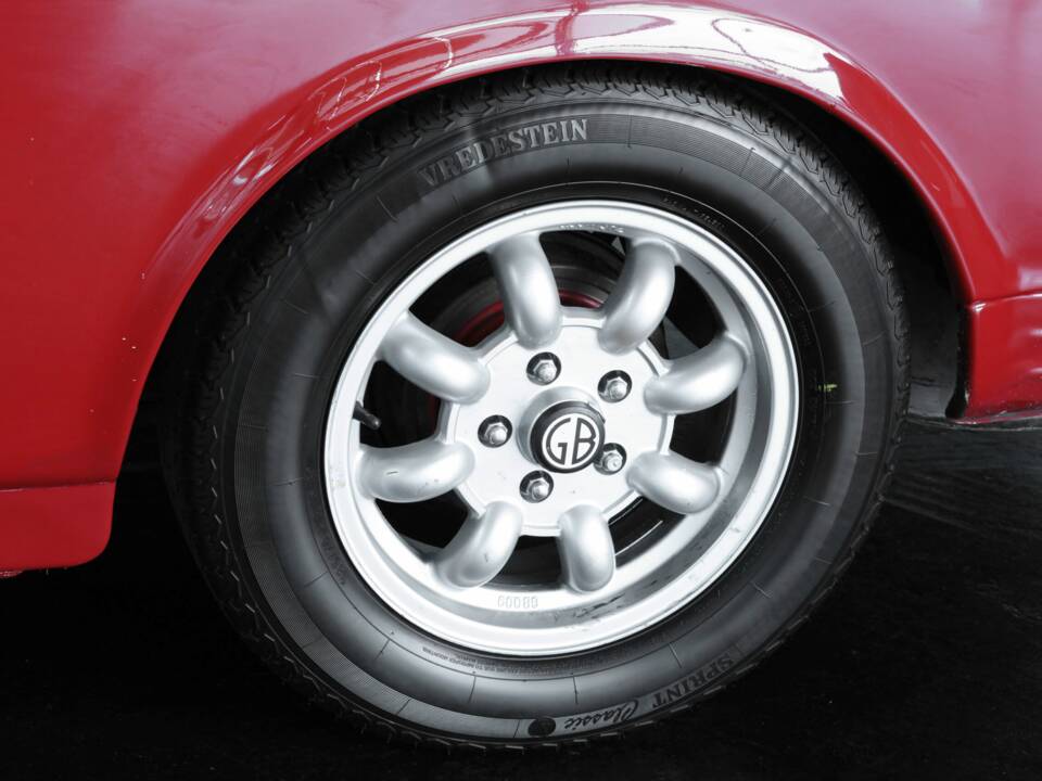 Image 34/41 of Volvo P 122 S (1966)