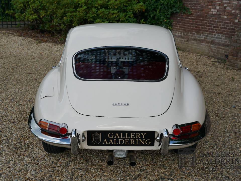 Image 20/50 of Jaguar E-Type 3.8 (1964)