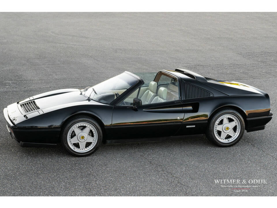 Image 9/41 de Ferrari 328 GTS (1989)
