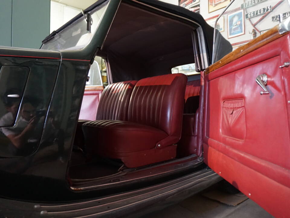 Image 48/49 of Lancia Augusta (1934)