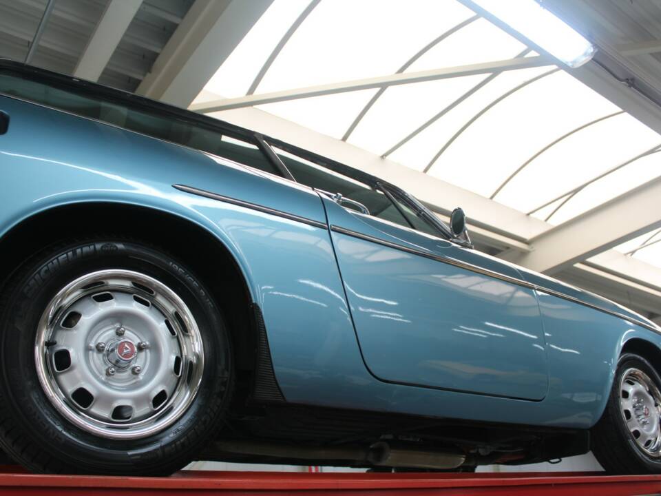 Image 10/50 of Volvo 1800 ES (1972)