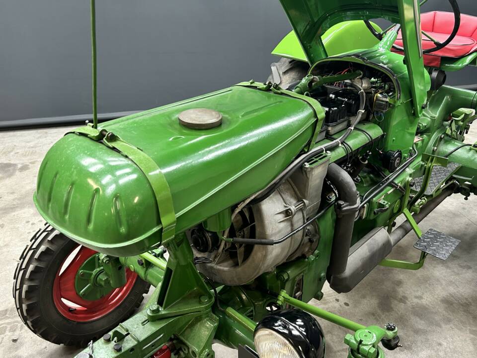 Image 28/50 de Porsche-Diesel P 133 (1956)