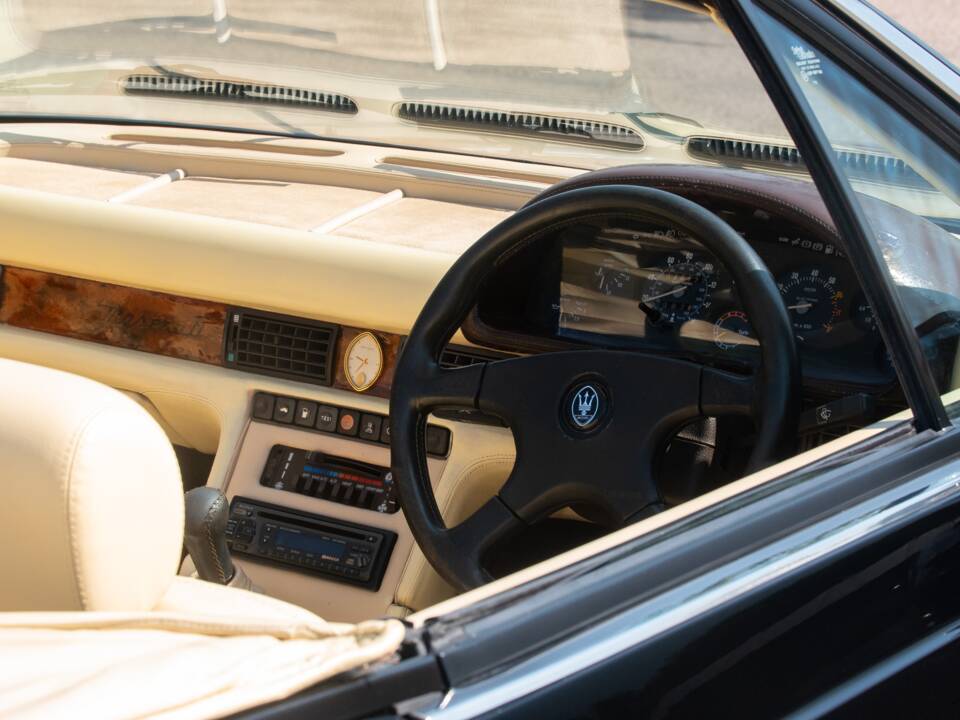 Image 39/42 of Maserati Biturbo Spyder i (1988)
