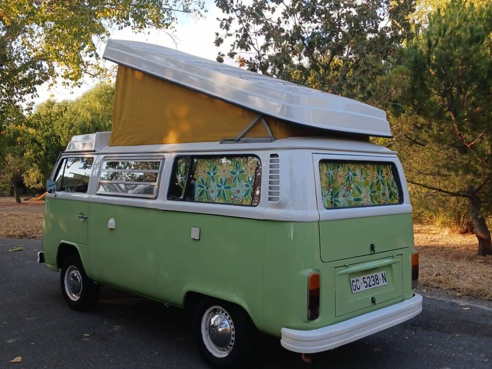 Afbeelding 14/72 van Volkswagen T2b Westfalia (1979)