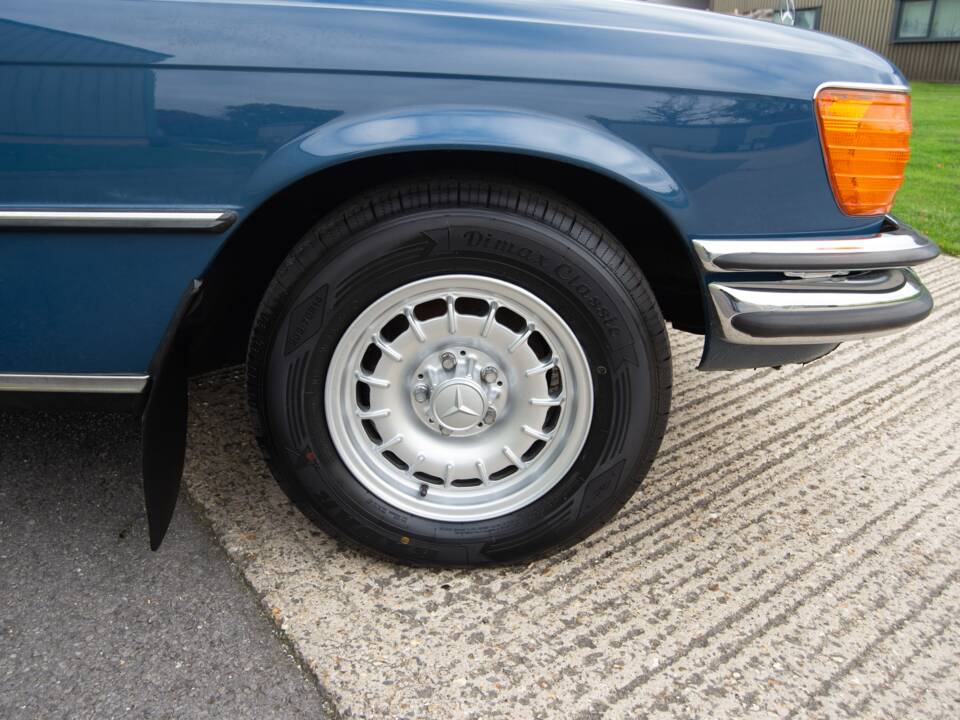 Immagine 28/31 di Mercedes-Benz 280 SE (1980)