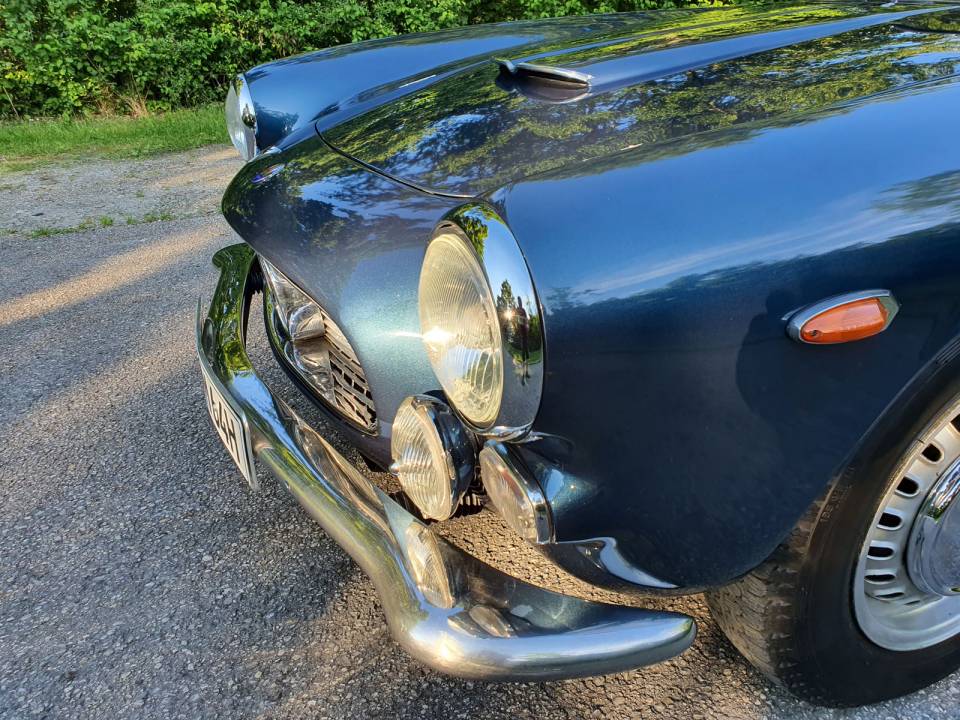 Image 19/58 of Maserati 3500 GTI Touring (1963)