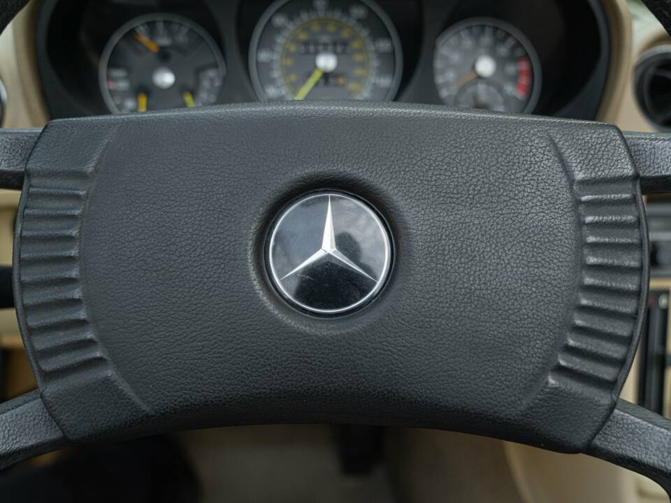 Image 50/50 de Mercedes-Benz 450 SL (1977)