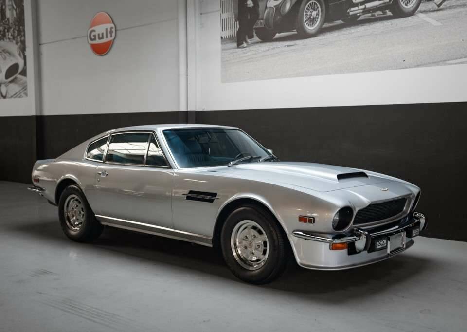 Bild 22/50 von Aston Martin V8 (1978)