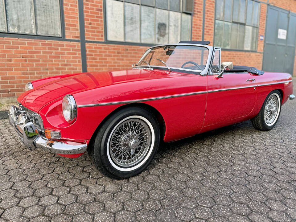 Bild 10/64 von MG MGB (1970)