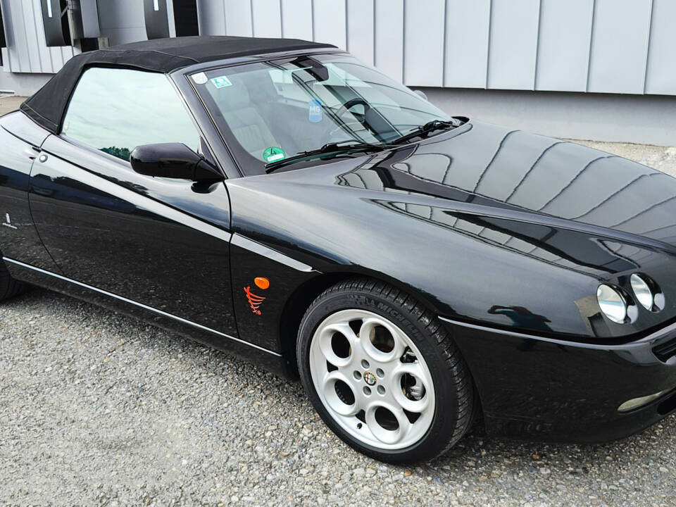 Bild 10/68 von Alfa Romeo Spider 2.0 Twin Spark 16V (2001)