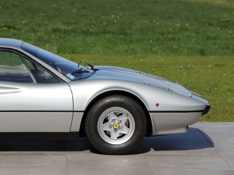 Image 15/50 of Ferrari 308 GTB (1977)