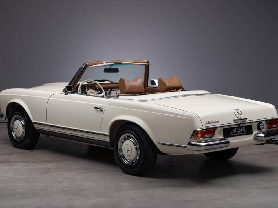Image 15/41 of Mercedes-Benz 280 SL (1969)