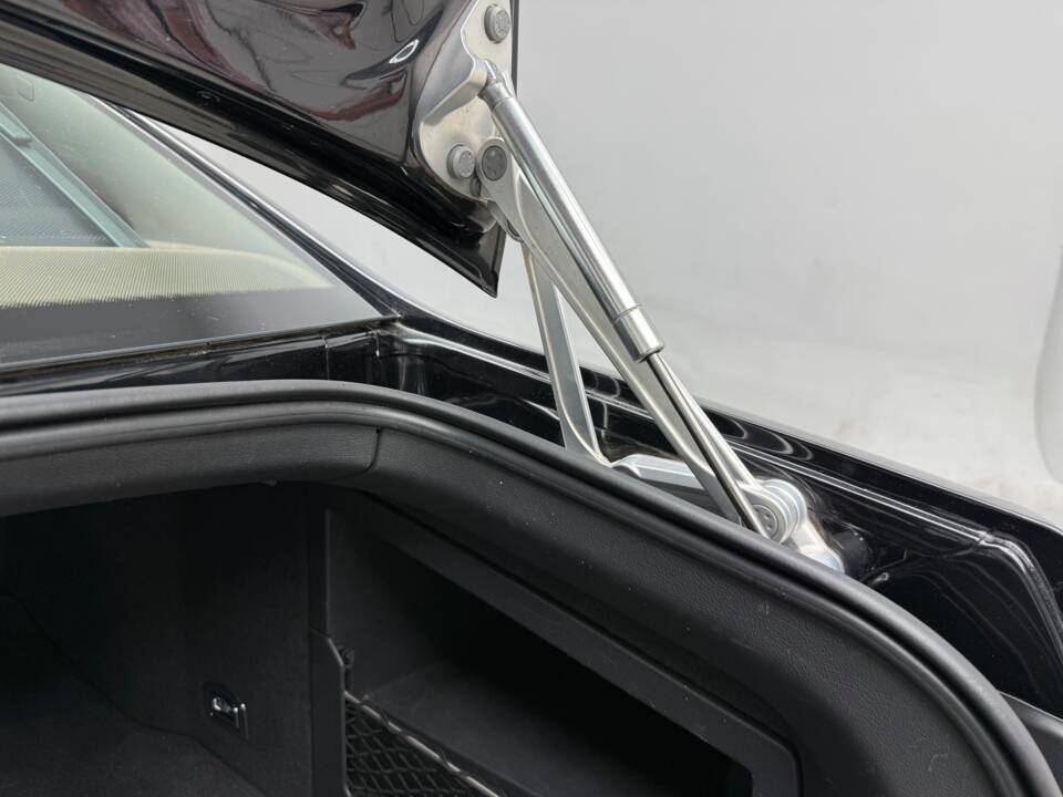 Image 25/25 of Volkswagen Phaeton 3.0 V6 TDI (2011)