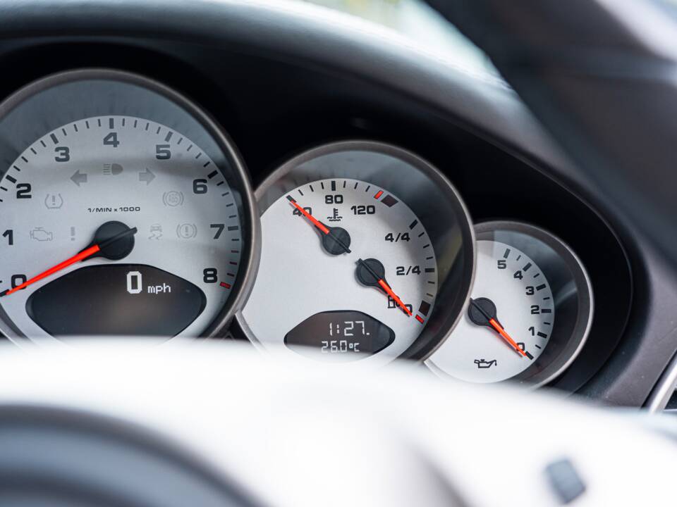 Image 23/50 of Porsche 911 Carrera S (2010)