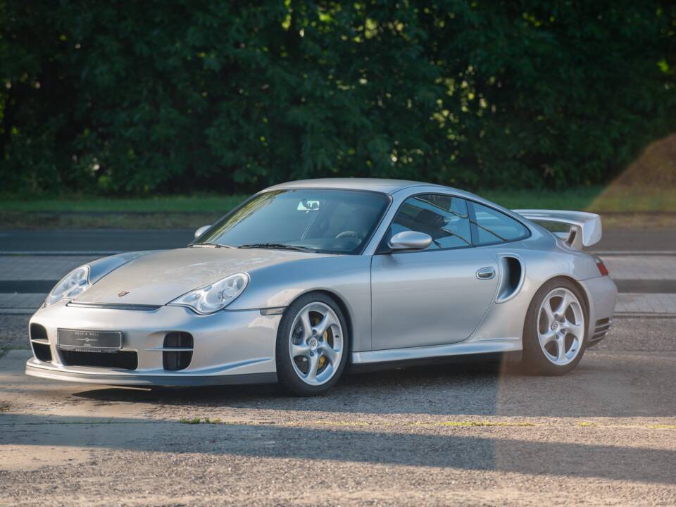 Bild 5/37 von Porsche 911 GT2 (2003)