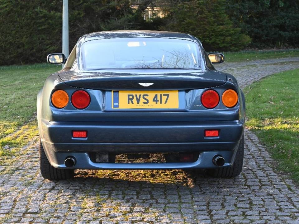 Imagen 8/38 de Aston Martin Vantage V600 (1998)