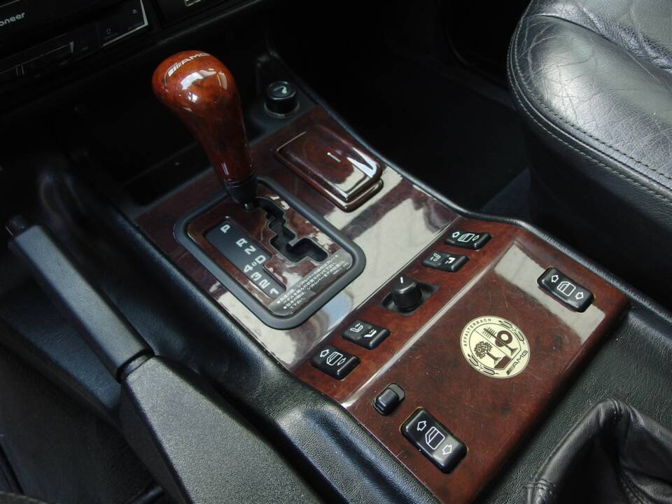 Bild 49/97 von Mercedes-Benz G 55 AMG (lang) (2000)