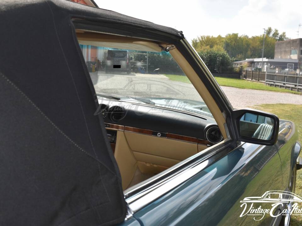 Image 20/75 de Mercedes-Benz 560 SL (1986)