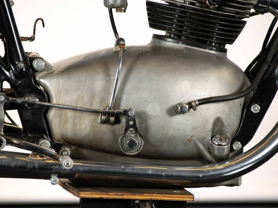 Immagine 34/50 di Gilera 175 Sport (1956)