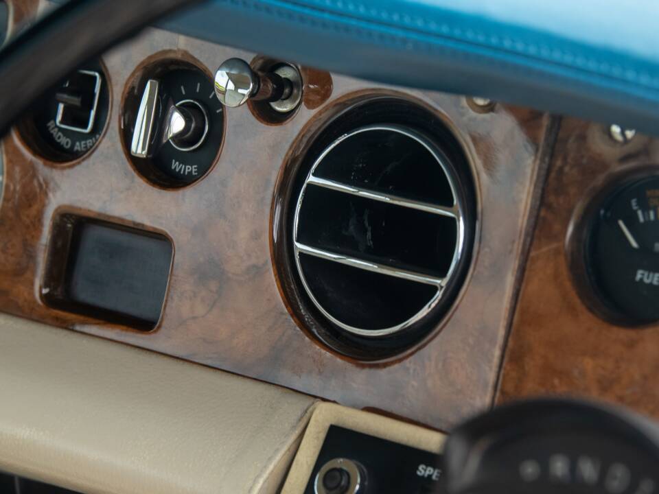 Image 33/50 of Rolls-Royce Silver Shadow I (1976)