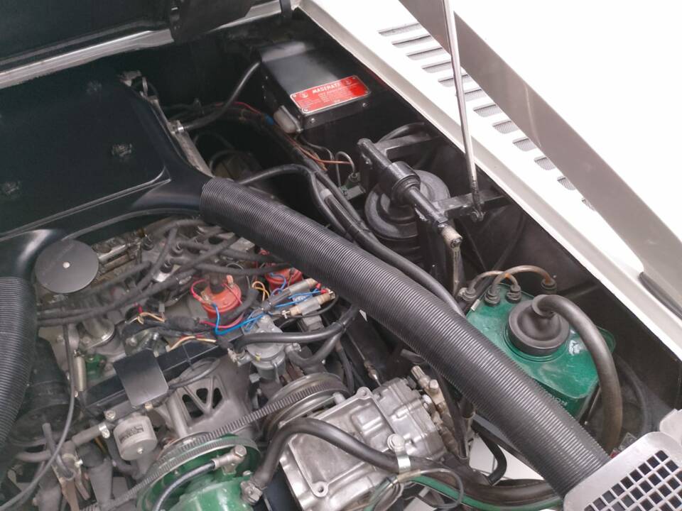 Imagen 60/65 de Maserati Merak (1975)