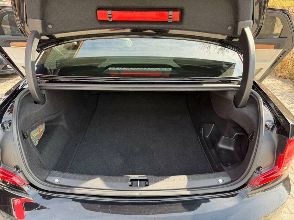 Bild 25/27 von Volvo S90 T8 (2018)