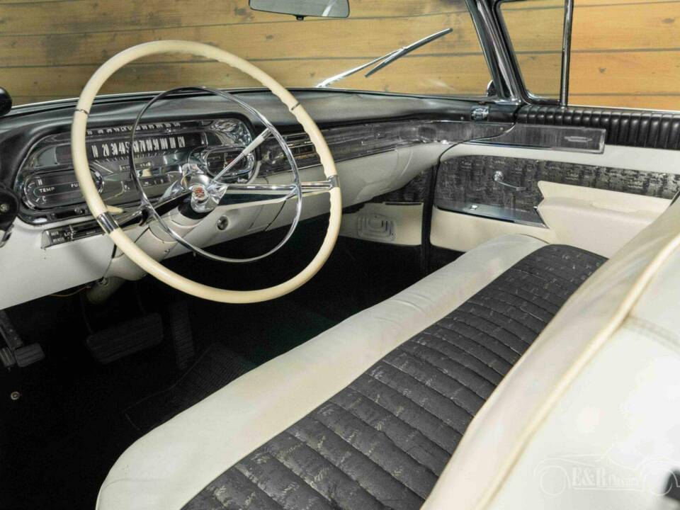 Imagen 17/19 de Cadillac 75 Fleetwood (1958)