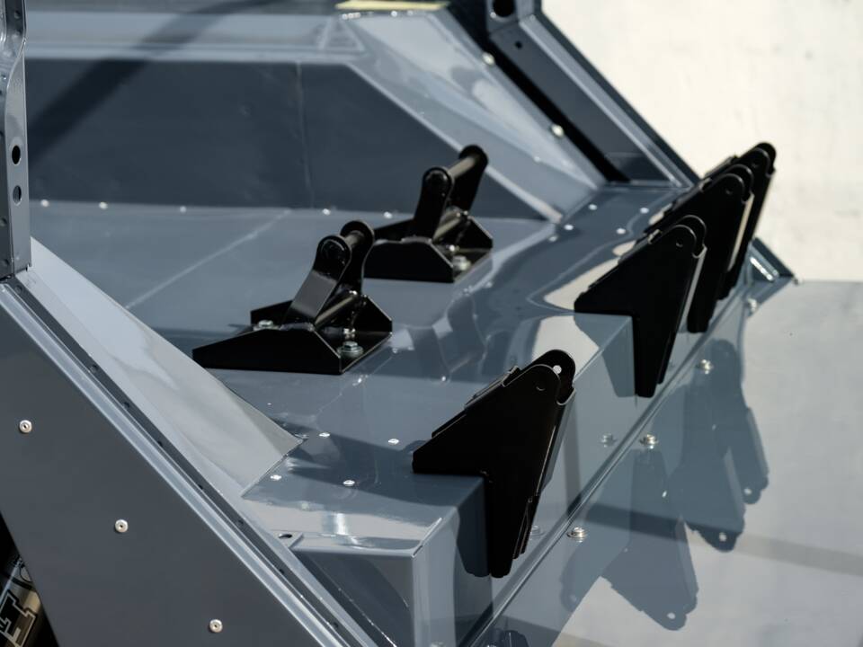 Bild 13/100 von Land Rover Defender 110 (2014)