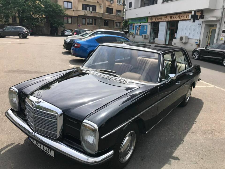 Image 8/8 de Mercedes-Benz 200 D (1970)