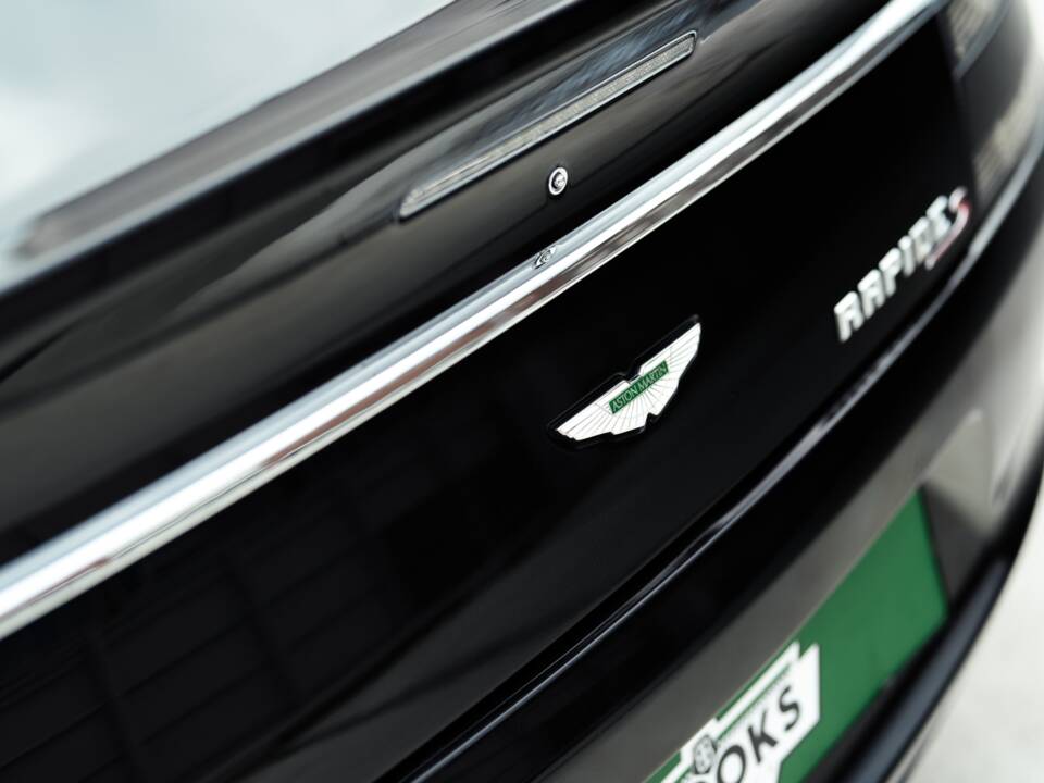 Immagine 18/31 di Aston Martin Rapide S (2014)
