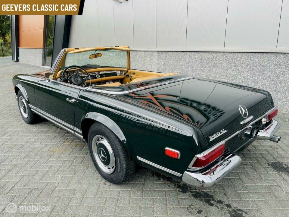 Image 2/9 of Mercedes-Benz 280 SL (1968)