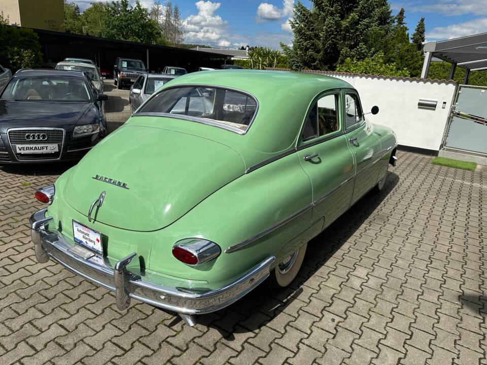 Image 5/82 of Packard Deluxe (1950)