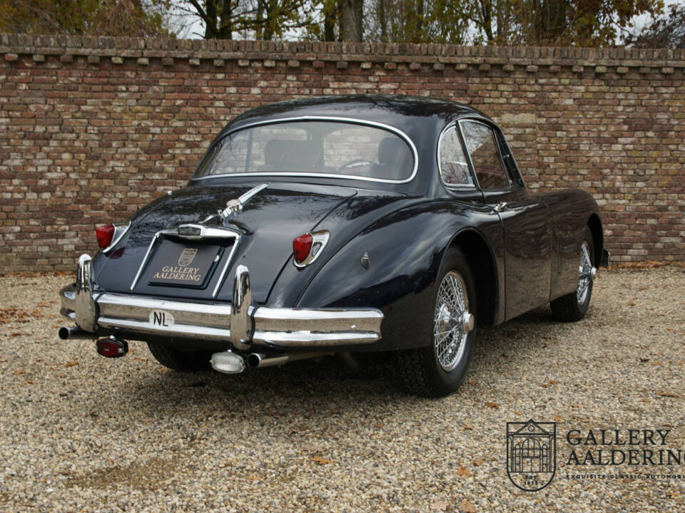 Image 47/50 of Jaguar XK 150 SE FHC (1959)