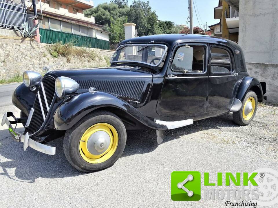 Image 1/10 of Citroën Traction Avant 11 B (1952)