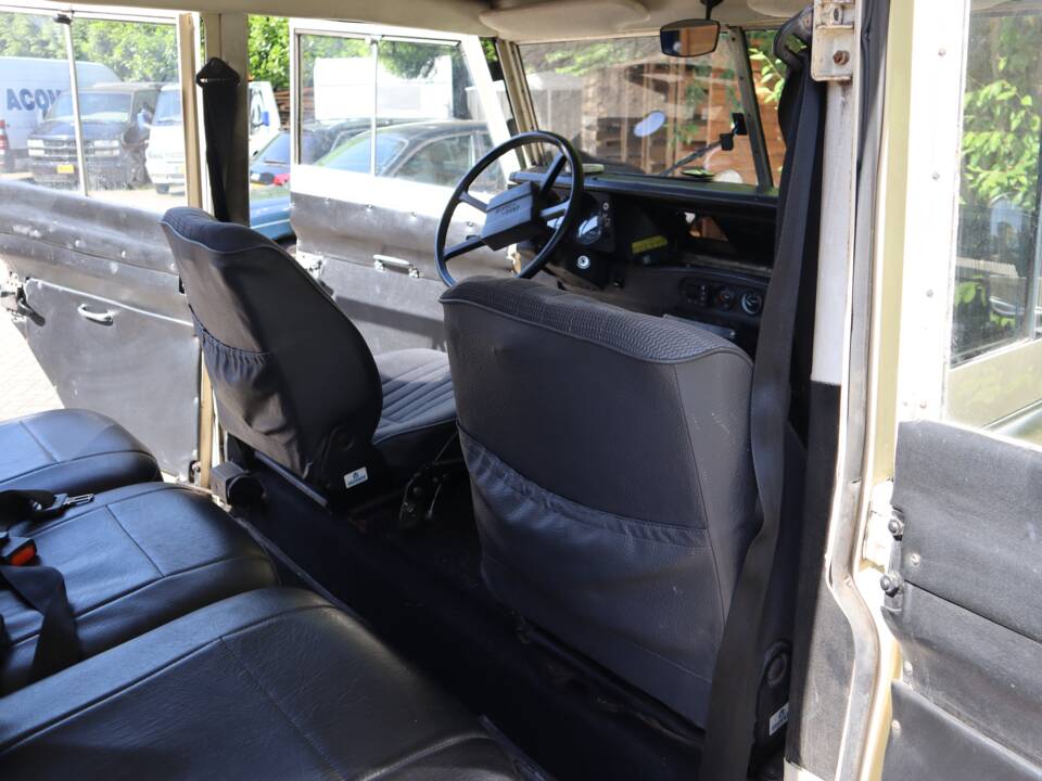 Afbeelding 27/56 van Land Rover 109 (1975)