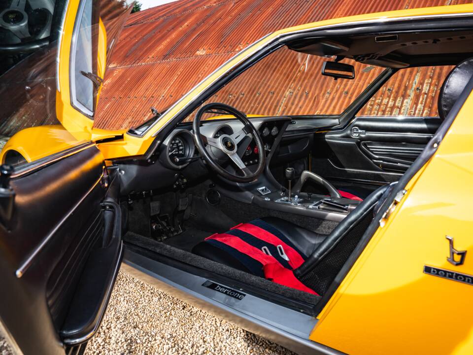 Afbeelding 19/56 van Lamborghini Miura P 400 S (1969)