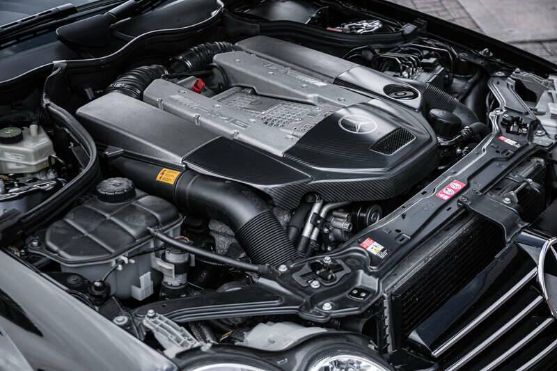 Image 43/50 of Mercedes-Benz CLK DTM AMG (2004)