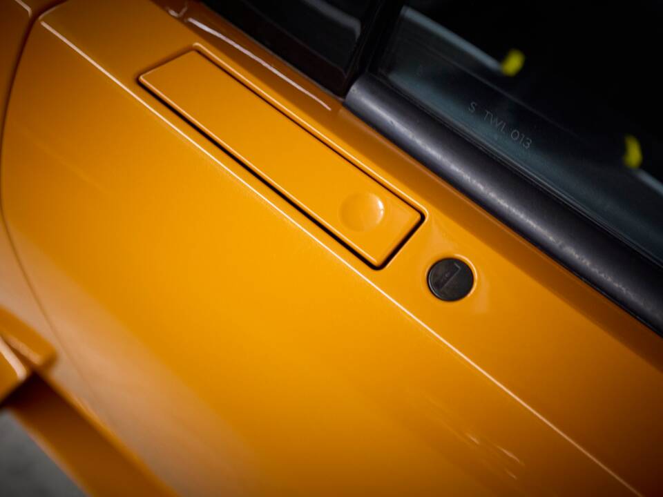 Image 38/99 of Lamborghini Murciélago (2003)