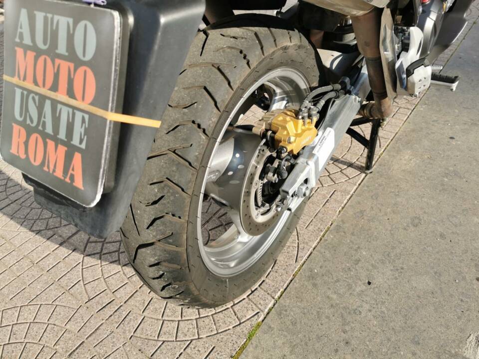 Bild 23/30 von Honda DUMMY (2004)