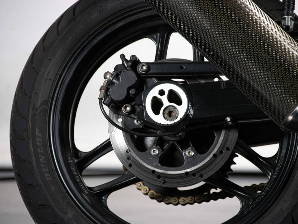 Immagine 27/50 di Triumph Trident 900 (1994)