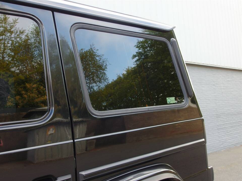 Bild 25/97 von Mercedes-Benz G 55 AMG (lang) (2000)