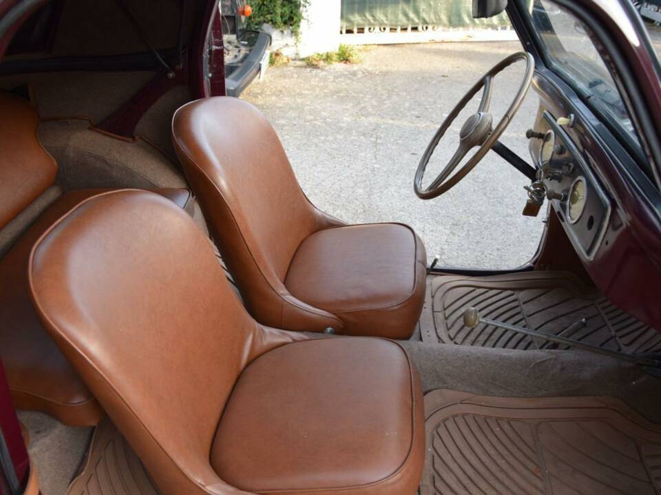 Bild 15/16 von FIAT 500 C Topolino (1950)