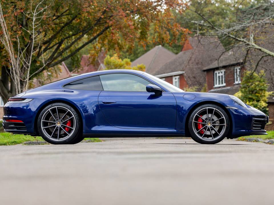 Bild 2/50 von Porsche 911 Carrera 4S (2019)
