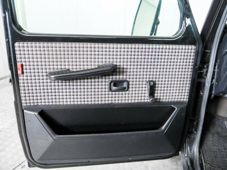 Afbeelding 28/50 van Mercedes-Benz 300 GD (SWB) (1983)