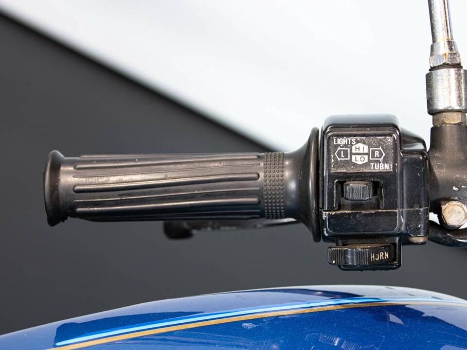 Bild 35/50 von Suzuki DUMMY (1981)