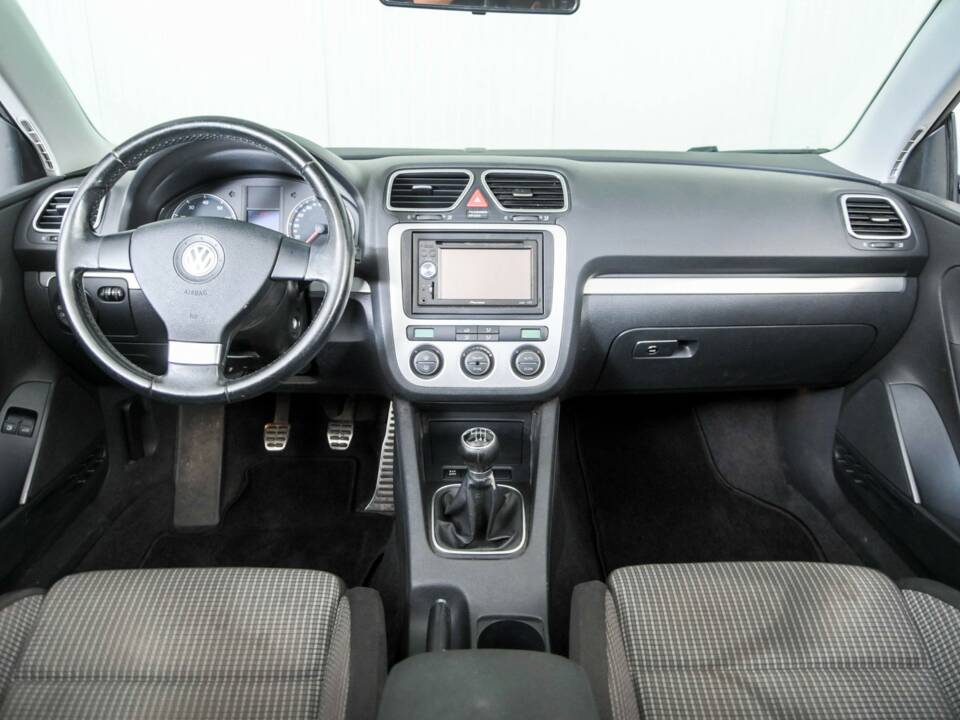 Image 7/42 of Volkswagen Eos 2.0 TFSI (2008)