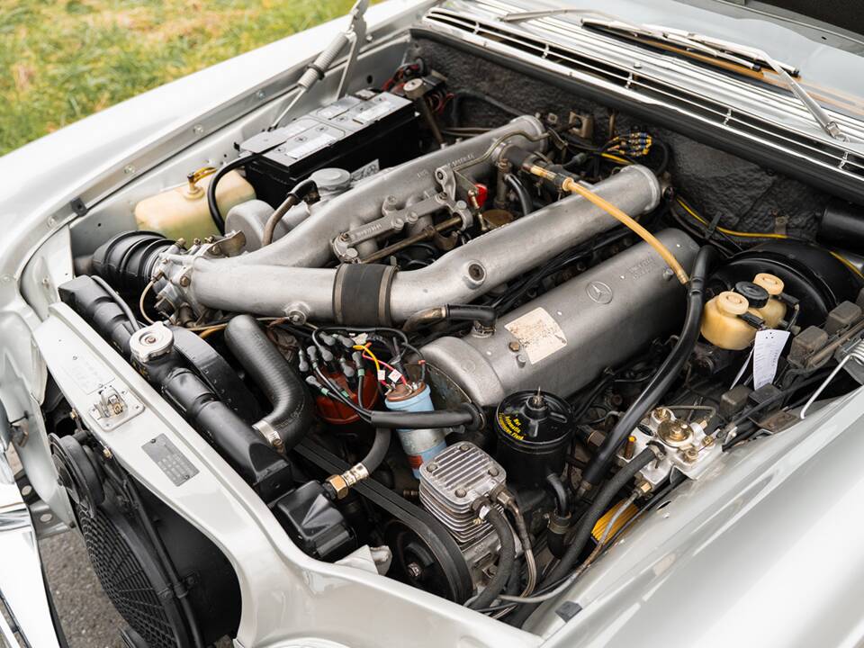 Image 50/50 of Mercedes-Benz 300 SEL 6.3 (1970)