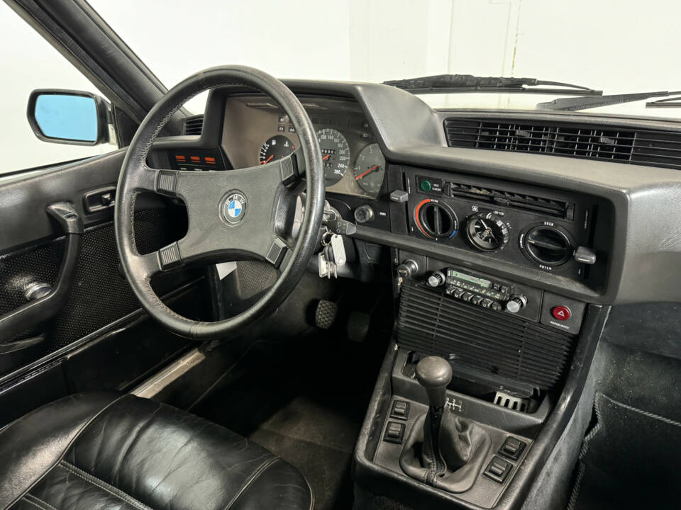 Bild 11/26 von BMW 635 CSi (1979)